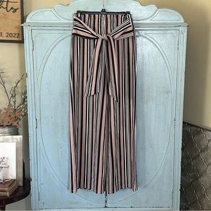 Ultra flirt pants size medium pink stripe paper bag with tie waist
